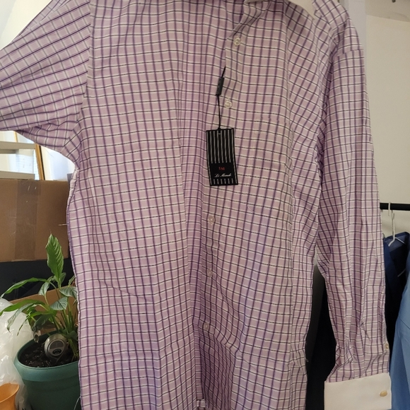 Man's Shirt - Picture 5 of 7